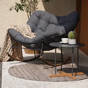 Utendørs gyngestol