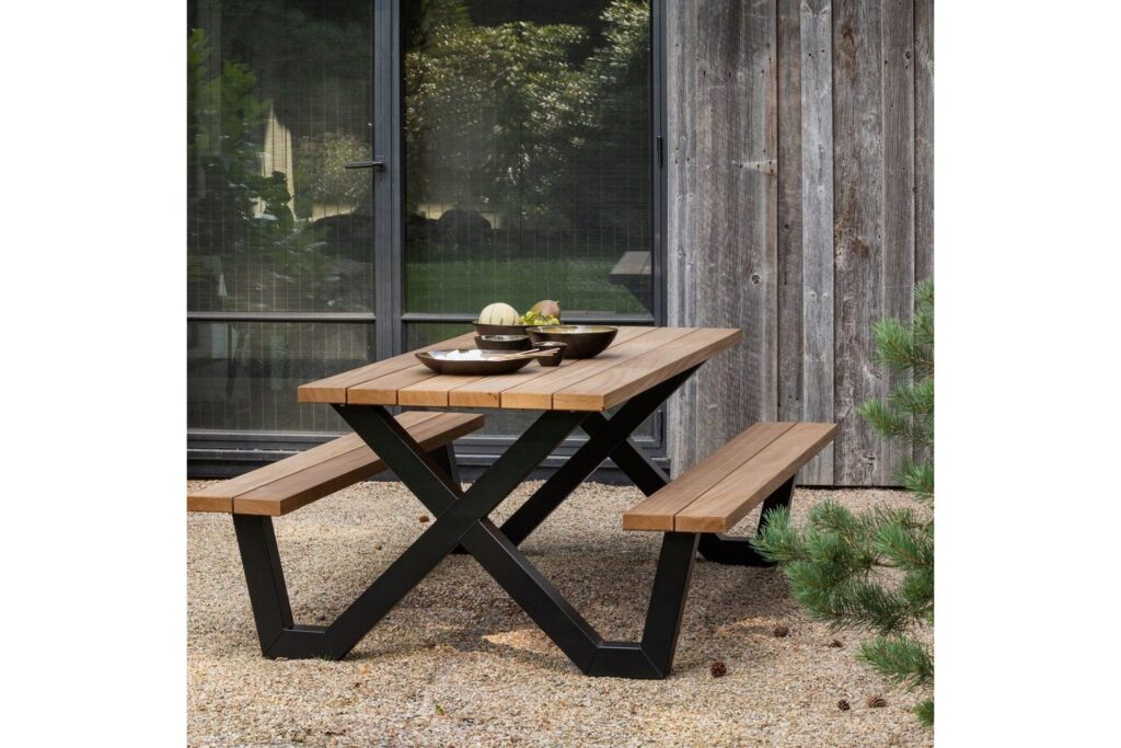 SOlid hagebord, piknikbord